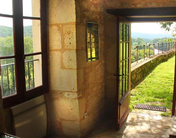 بيناك إي كازوناك Sarrasins Bed And Breakfast المظهر الخارجي الصورة